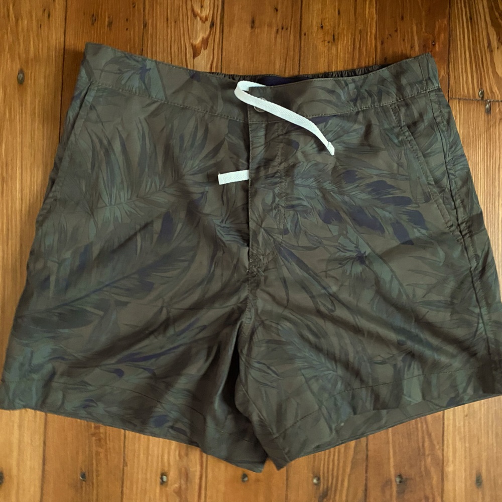 Abercrombie & Fitch - Resort Short - Swimsuit - Size Small